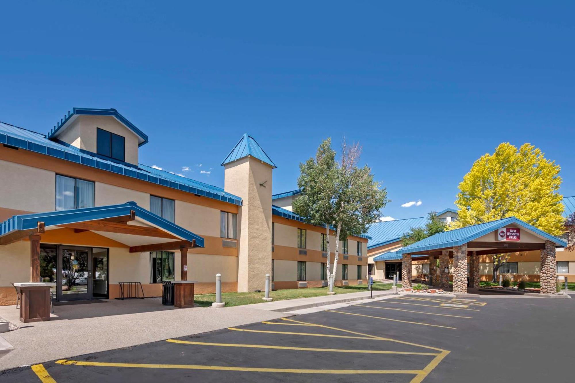 Best Western Plus Eagle Vail Airport Екстериор снимка