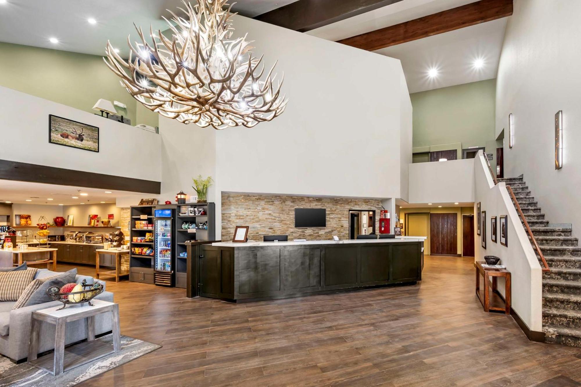 Best Western Plus Eagle Vail Airport Екстериор снимка