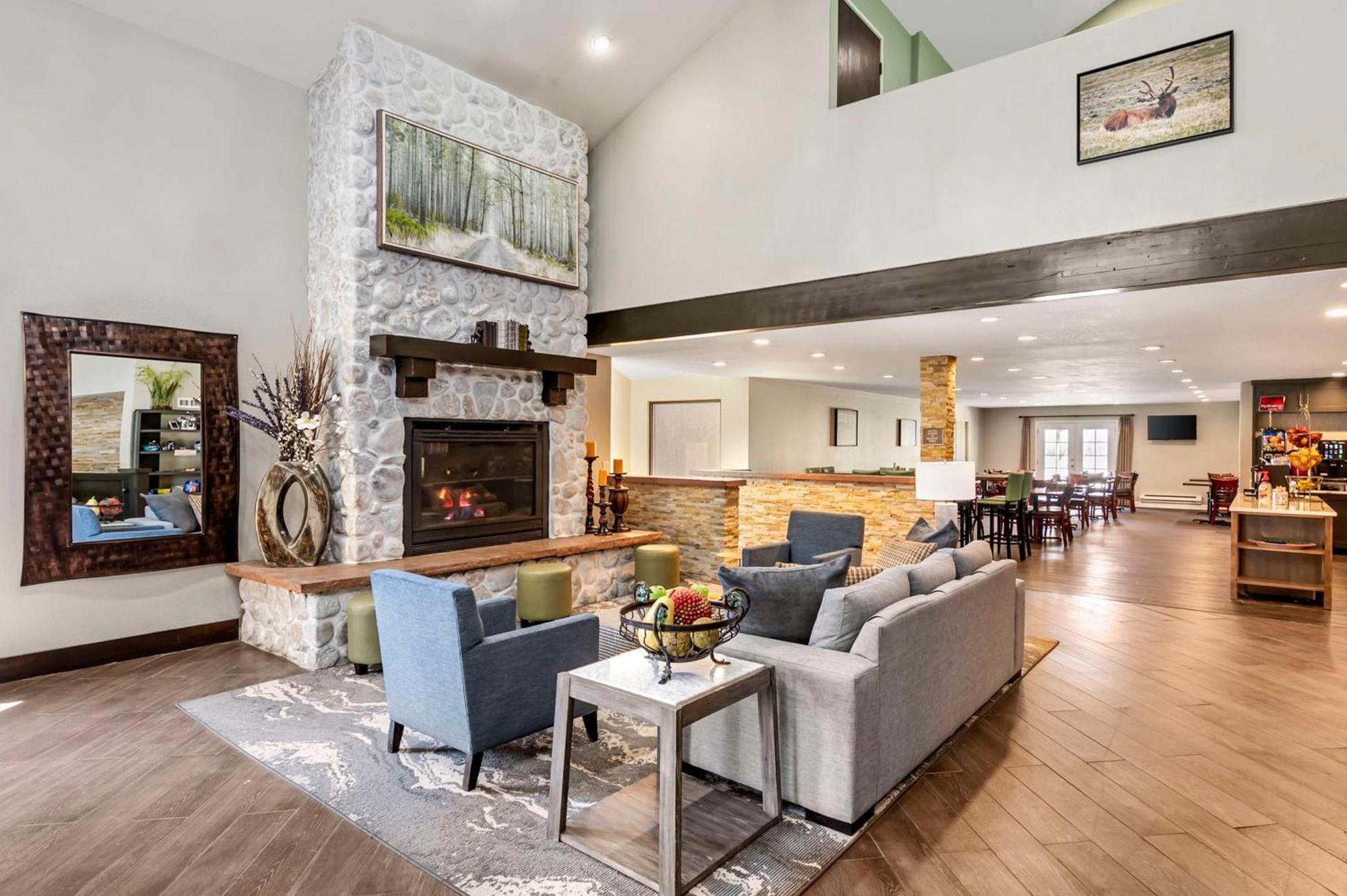 Best Western Plus Eagle Vail Airport Екстериор снимка